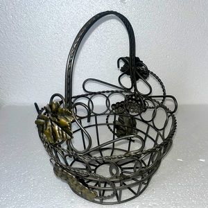 Vintage Wrought Iron Leaf Basket w/Handle Ornate Decorative